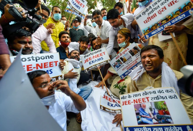 NEET JEE Protest on Exam Dates - the New Political Debate