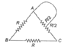 एक तार को एक त्रिभुज के आकार में मोड़ा गया है। इसके एक सिरे तथा भुजा के मध्य बिंदु के बीच प्रतिरोध है
