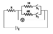 चित्र में दिखाए गए परिपथ में केवल कुंजी S(1)  के बंद होने पर वोल्टमीटर का मापन V(1)  है तथा केवल कुंजी S(2)  के बंद होने पर इसके वोल्टमीटर का मापन V(2)  है। S(1)  तथा S(2)  दोनों बंद होने पर वोल्टमीटर का मापन V(3)  है तो