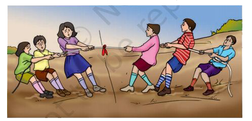 रस्साकशी के खेल में (चित्र ) प्रीति ने अनुभव किया कि उसके हाथों से रस्सा फिसल रहा है। इसे रोकने के लिए उसे कोई उपाय सुझाइए।